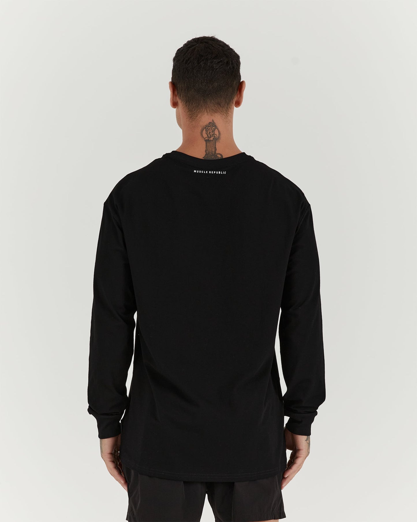CLASSIC CONQUER LS TEE - BLACK