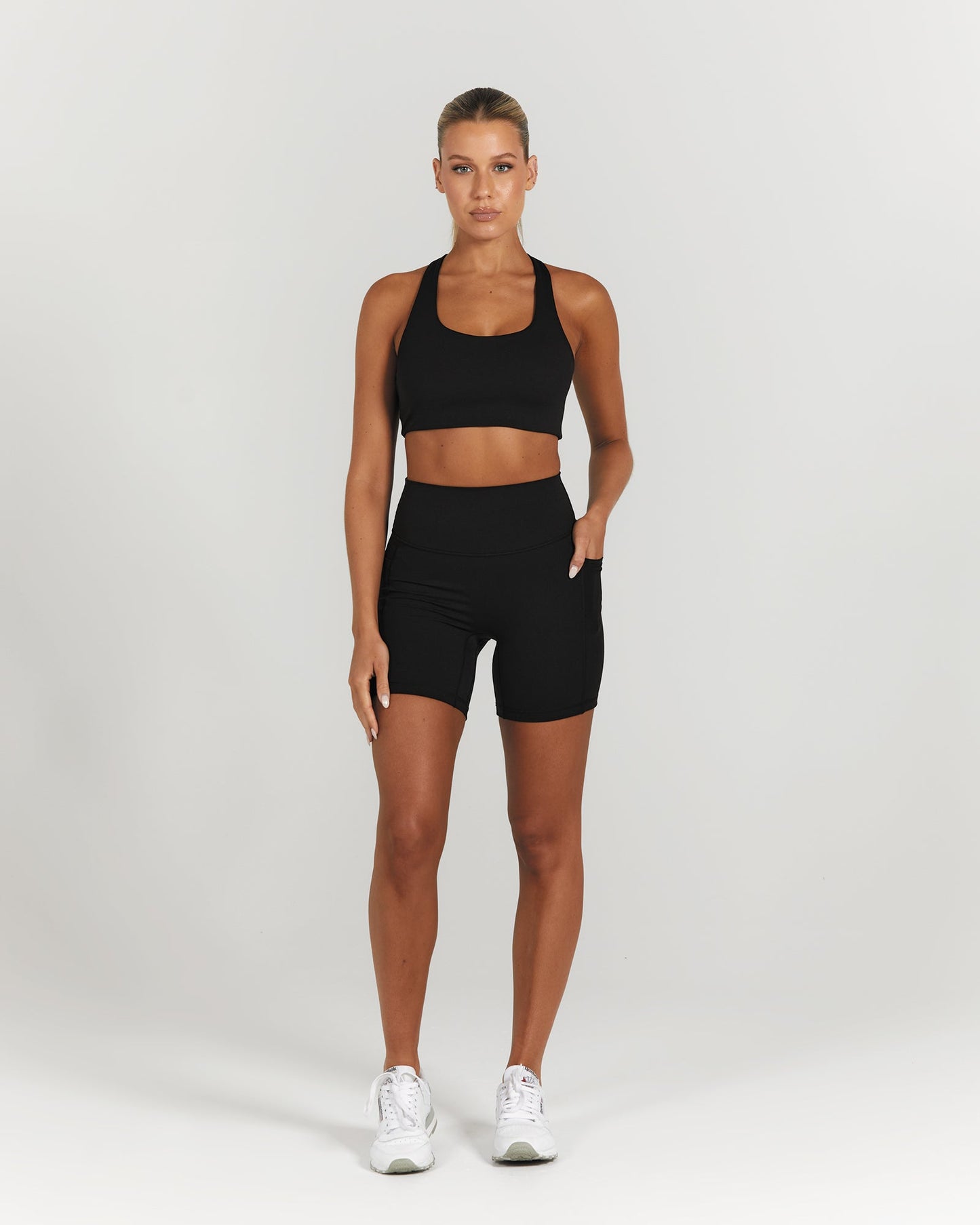 MOTION POCKET SHORTS 6" - BLACK
