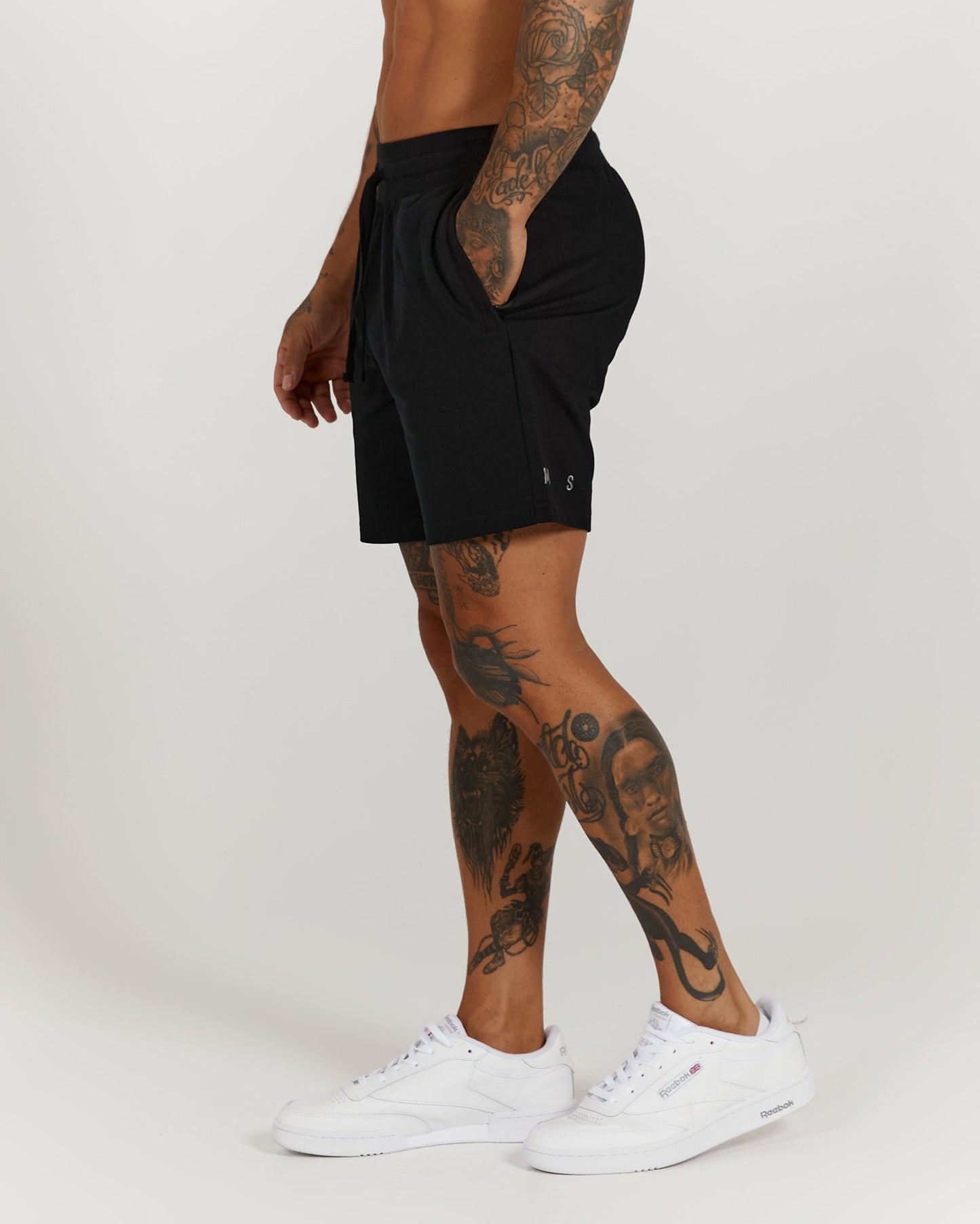 VICTORY SHORTS - BLACK